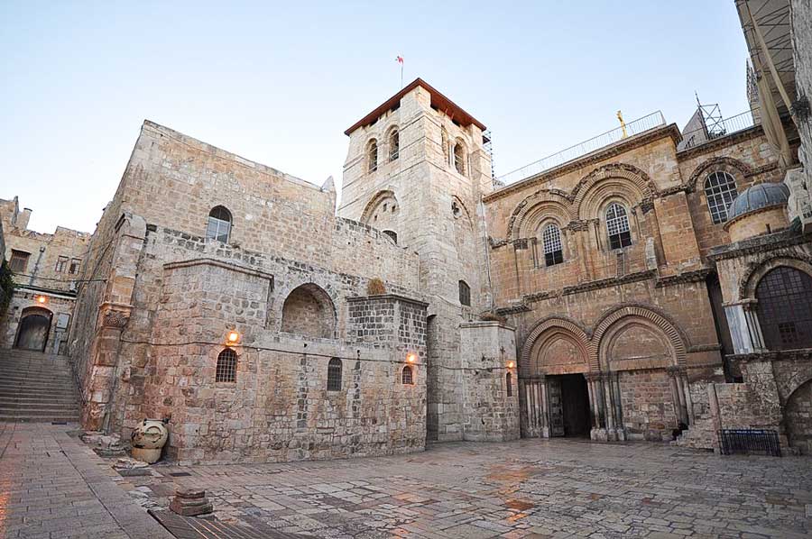 The-Church-of-the-Holy-Sepulchre-Jerusalem
